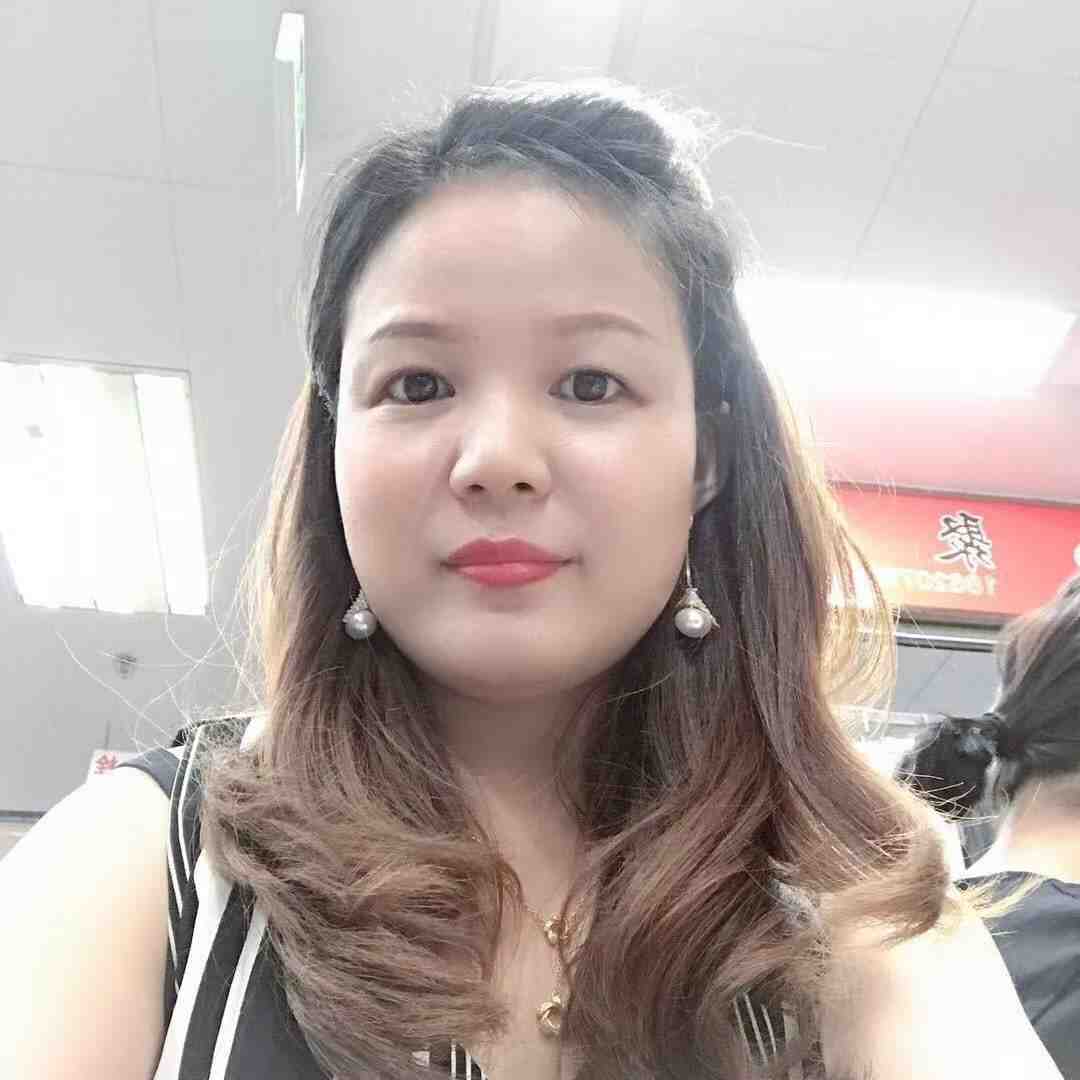 爱依美-南城1楼C224 南城 档口微信二维码及货源实拍