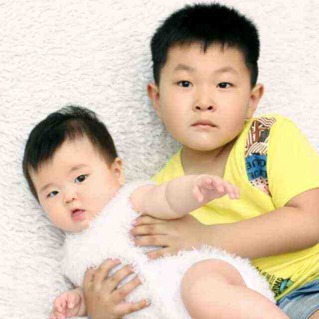 伊然服饰-南城1楼B165