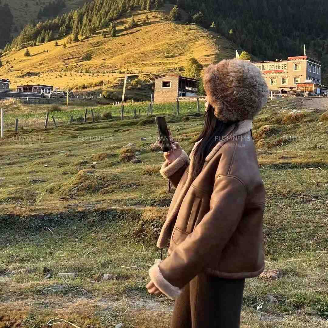 朴恬(纪颐梵)-C523 十三行服装批发市场 档口微信二维码及货源实拍 朴恬(纪颐梵)-C523 十三行服装批发市场 档口微信二维码及货源实拍