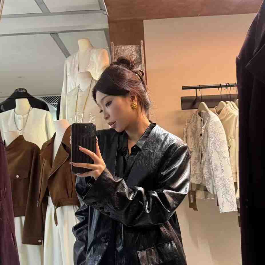 奕奕 十三行服装批发市场 档口微信二维码及货源实拍