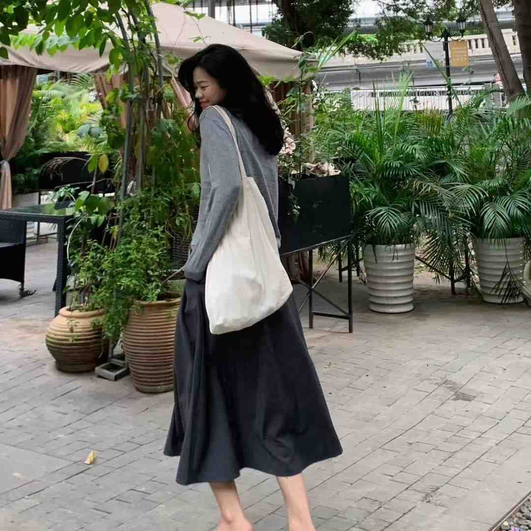 媛媛-南城4楼117 南城 档口微信二维码及货源实拍