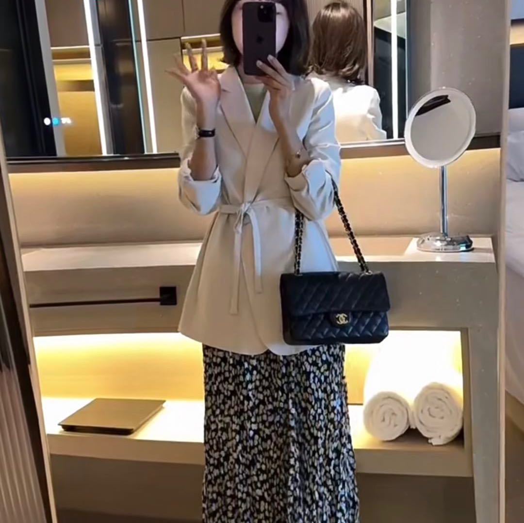 曼姐--万佳10街7档 万佳 档口微信二维码及货源实拍