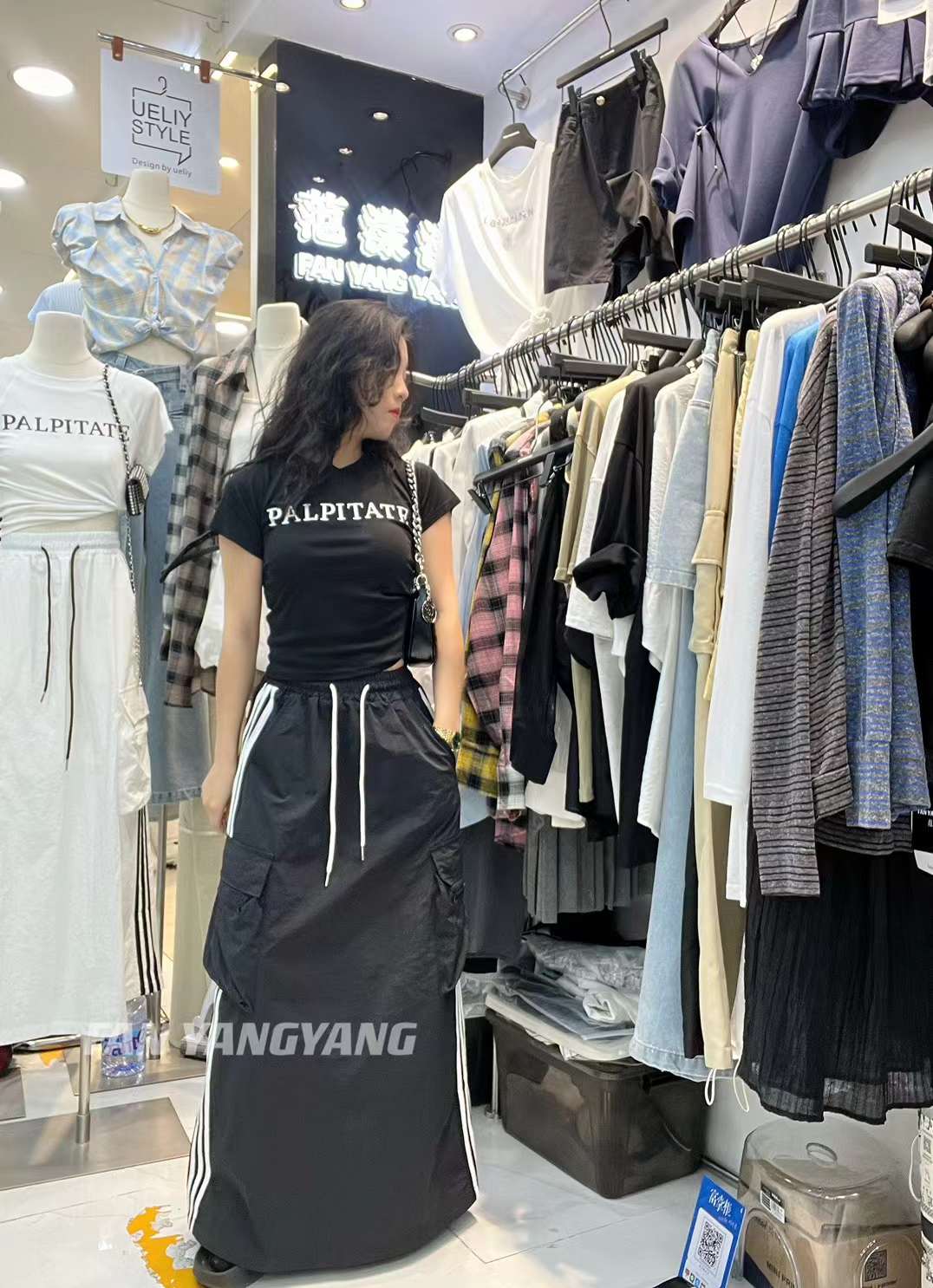 FAN YANGYANG范漾漾-南城2楼21B档