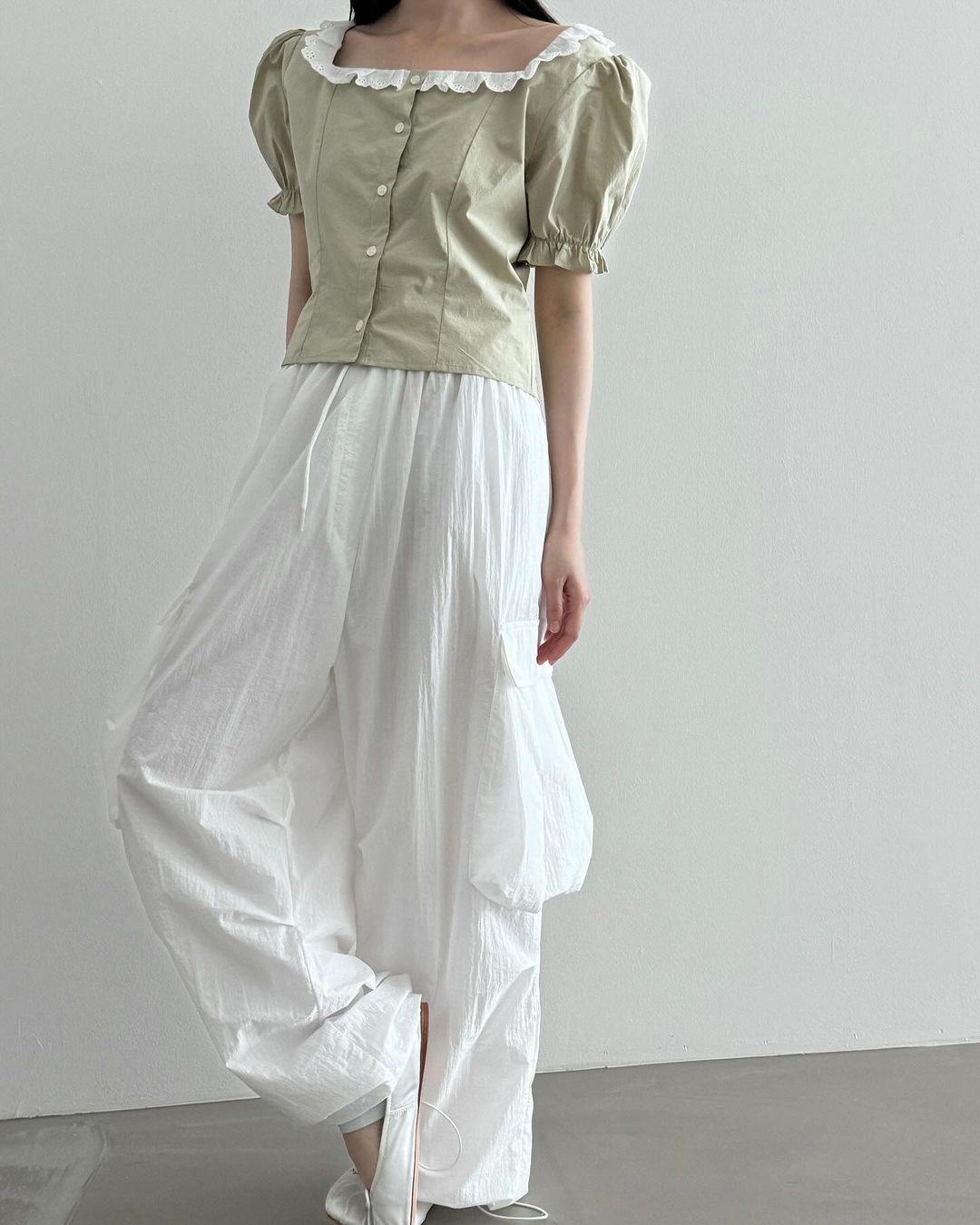 BLACK FUCHSIA-apm 323