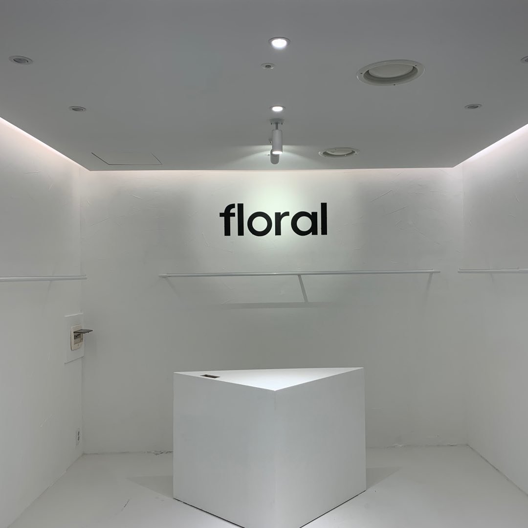 floral-apmplace 1f109