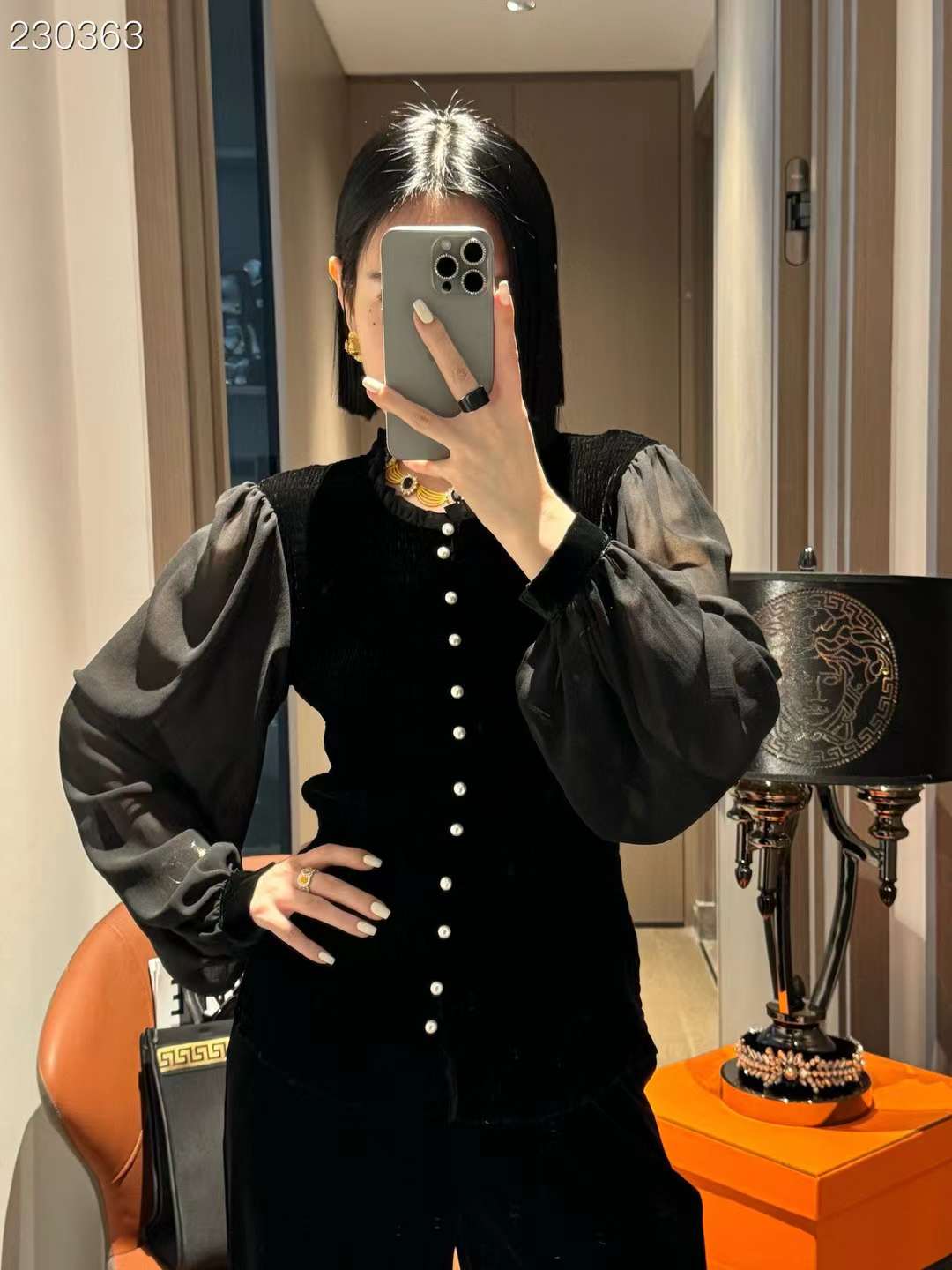 110-C座1楼C55 南油原创设计 档口微信二维码及货源实拍