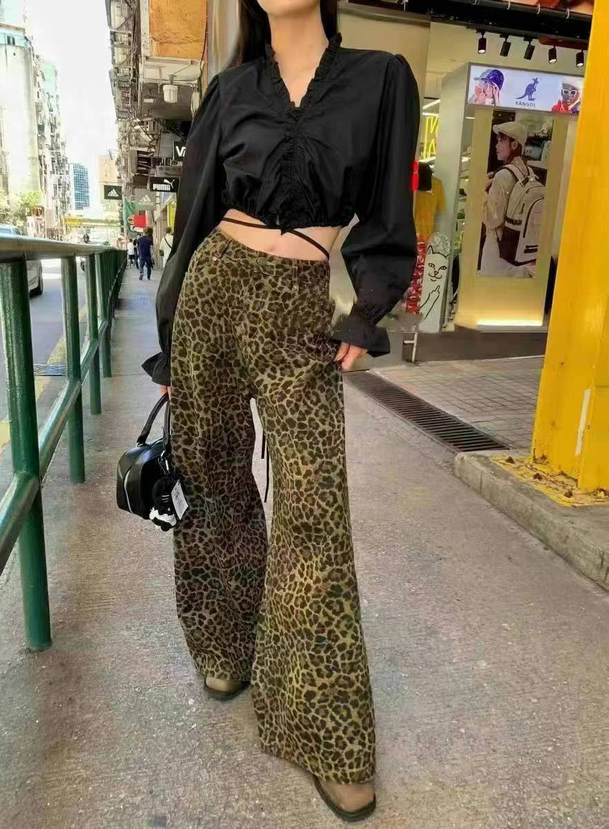 Naa-南城3楼77挂 南城 档口微信二维码及货源实拍