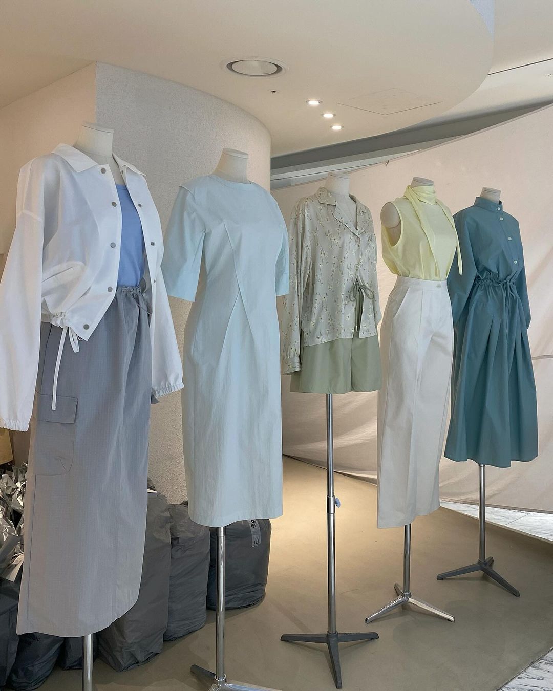 roomk-apmplace719 apmplace 档口微信二维码及货源实拍 roomk-apmplace719 apmplace 档口微信二维码及货源实拍