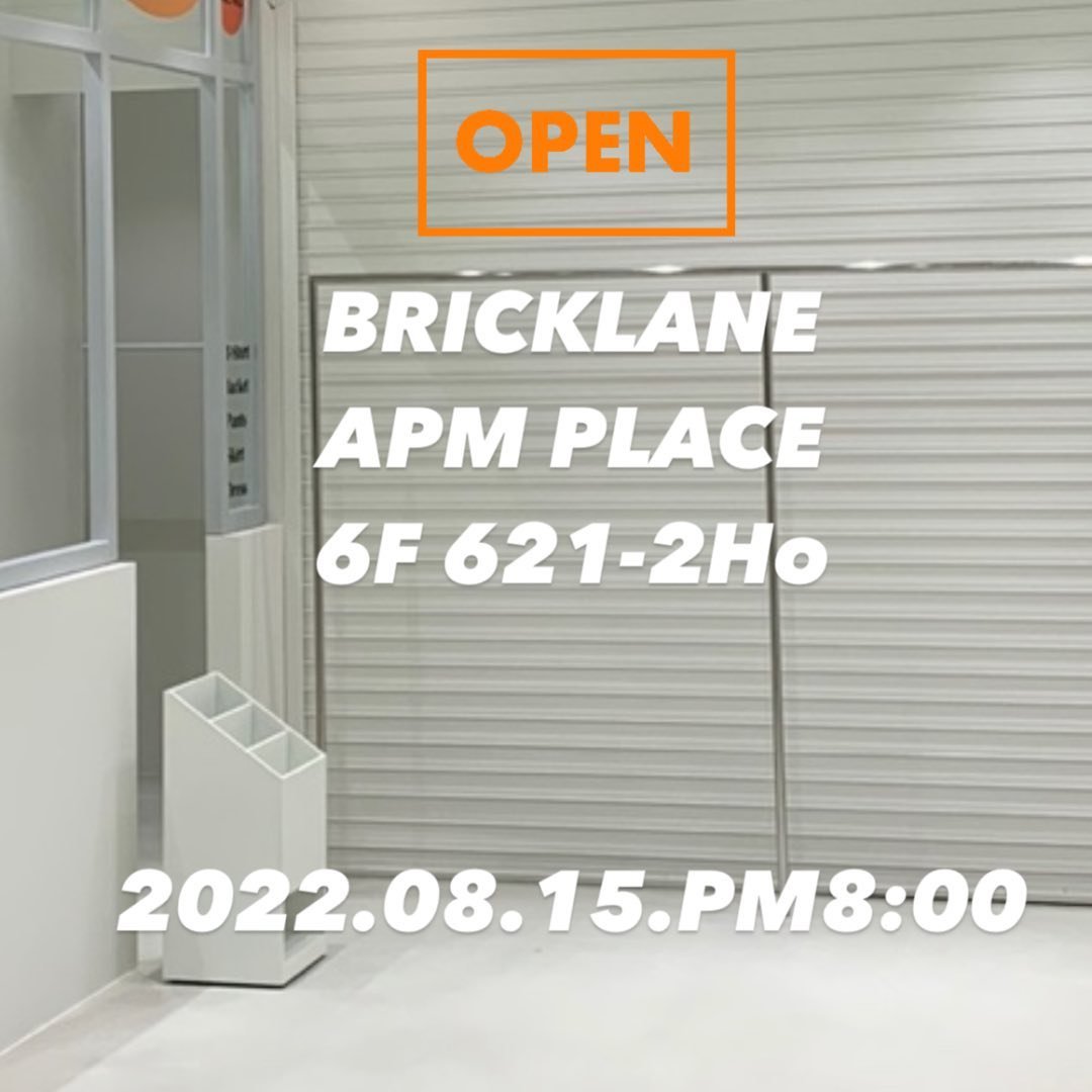 bricklane-apm place 6F621 apmplace 档口微信二维码及货源实拍 bricklane-apm place 6F621 apmplace 档口微信二维码及货源实拍