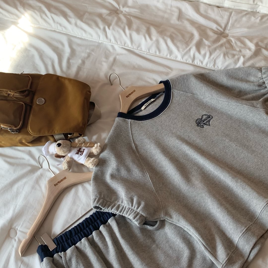 ourmoment-Apm luxe 129 1 档口微信二维码及货源实拍