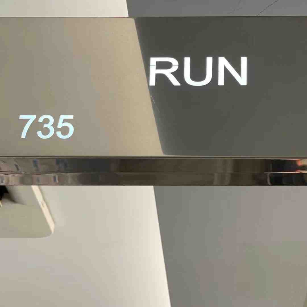 RUN男装-APM735 apm 档口微信二维码及货源实拍 RUN男装-APM735 apm 档口微信二维码及货源实拍