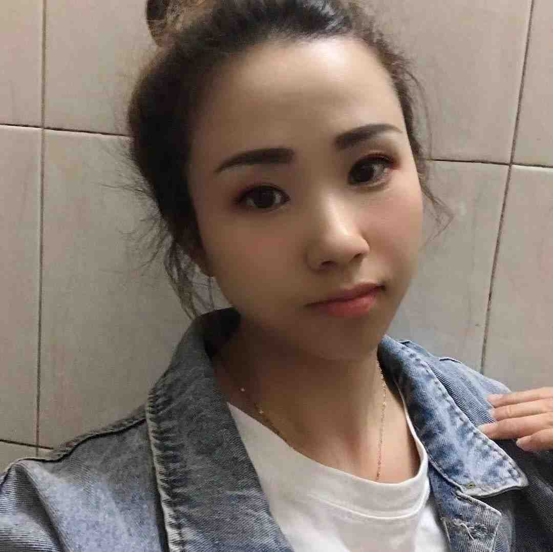 恒泰家-金马5F118 1 档口微信二维码及货源实拍