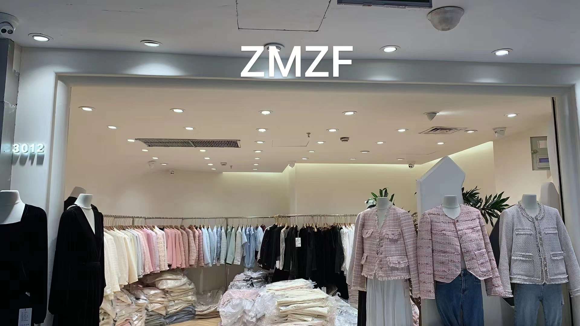 zmzf 意法服饰城 档口微信二维码及货源实拍 zmzf 档口
