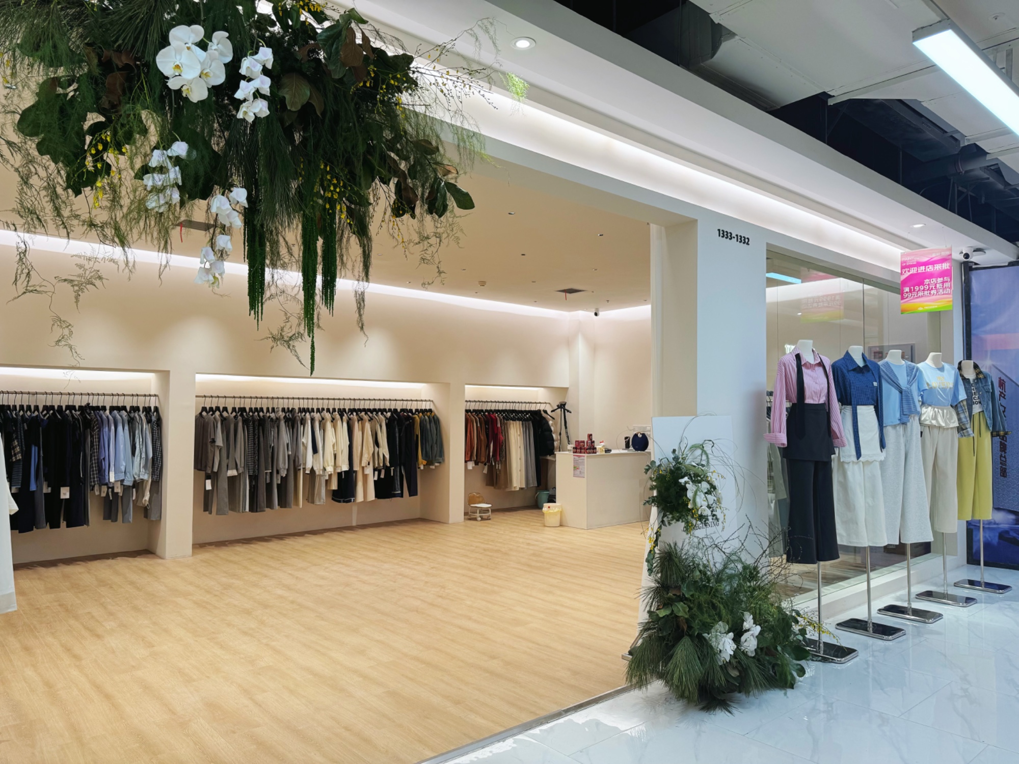 X2 9意法 档口微信二维码及货源实拍 X2 9意法 档口微信二维码及货源实拍