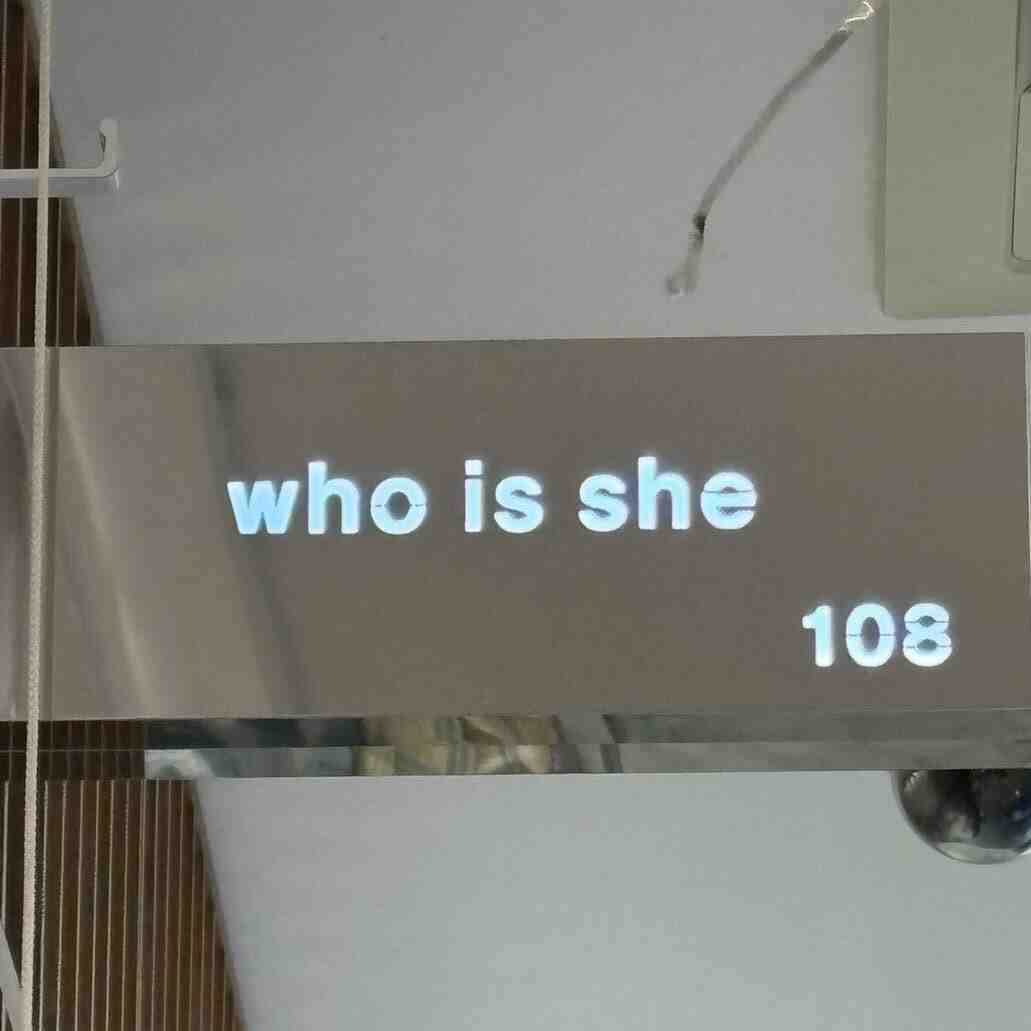 who is she-Apm luxe 108