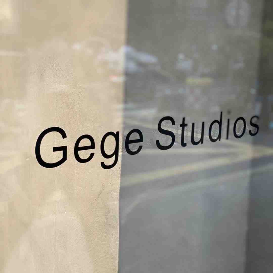 gege格格-110栋E71 南油原创设计 档口微信二维码及货源实拍