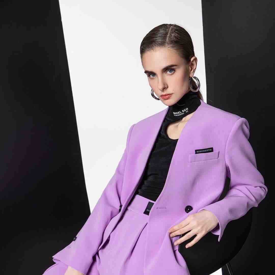 纳塞斯-110栋1楼E13