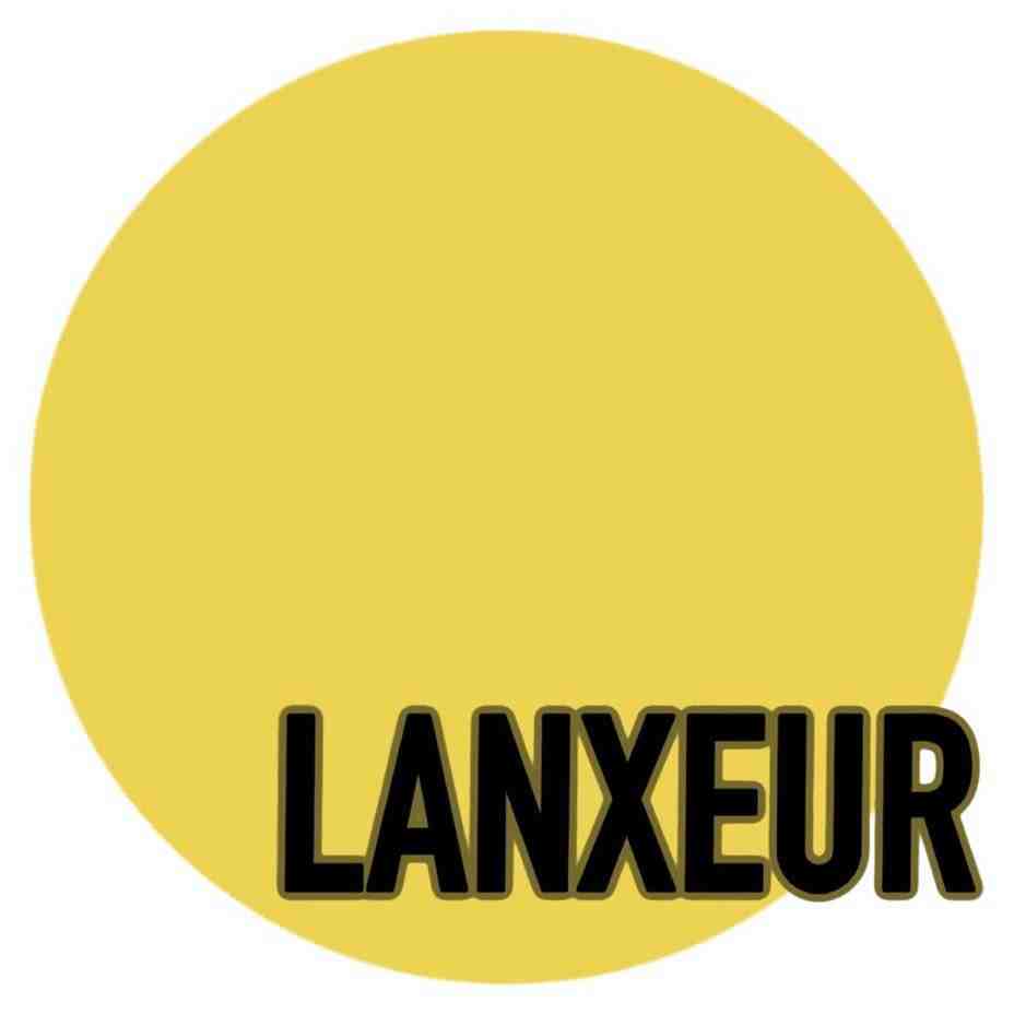 南熏店-贵航208 1 档口微信二维码及货源实拍