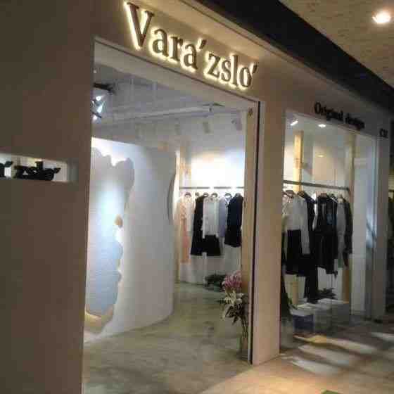 朔微微vara zslo 南油原创设计 档口微信二维码及货源实拍