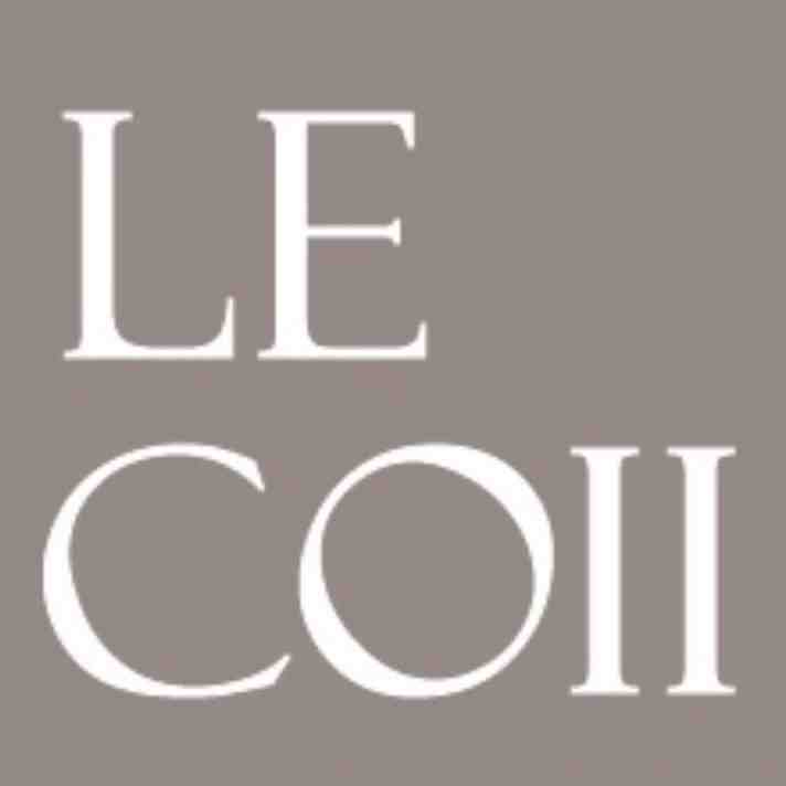 coii-theOT B1 J18 theot 档口微信二维码及货源实拍