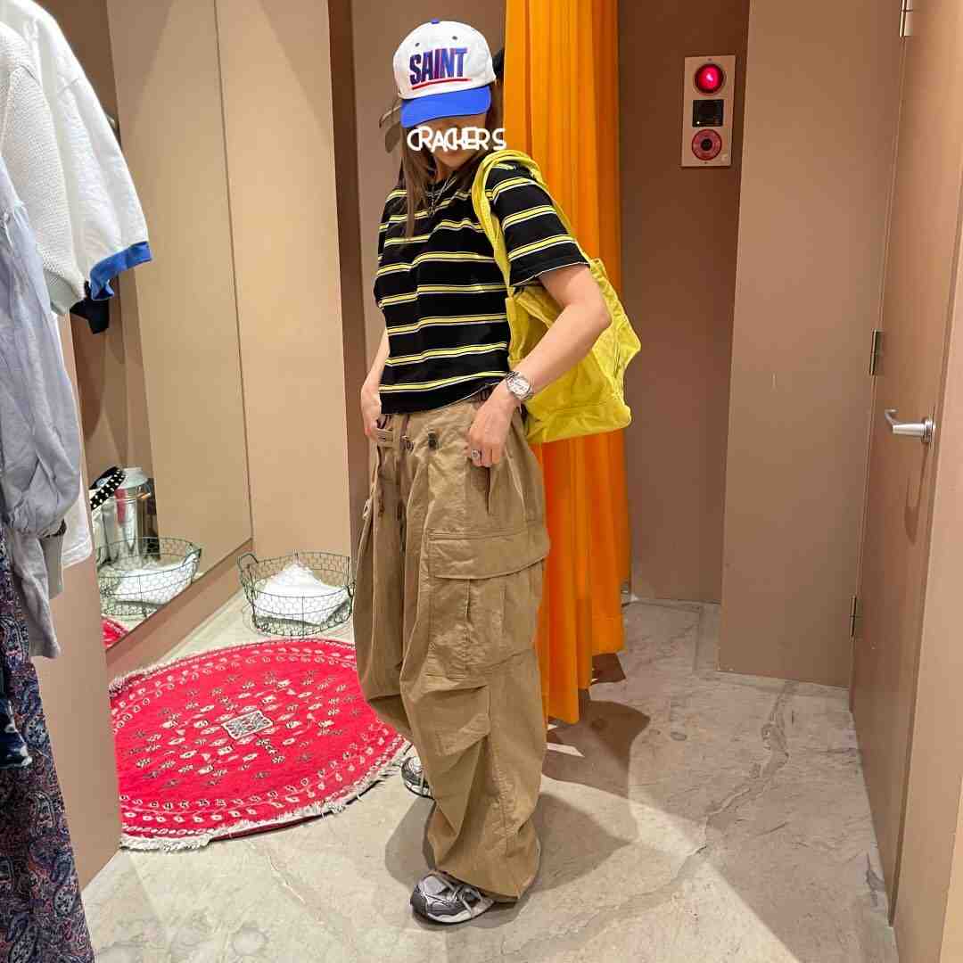 CRACKERS-Queen’s 4F 410