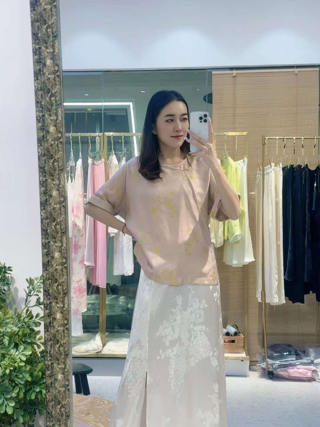 奈尚服饰NAISAI-聚道3楼c315 产品图