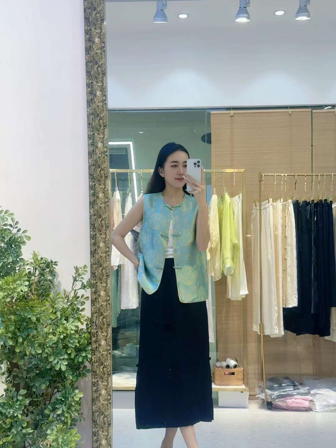 奈尚服饰NAISAI-聚道3楼c315 产品图