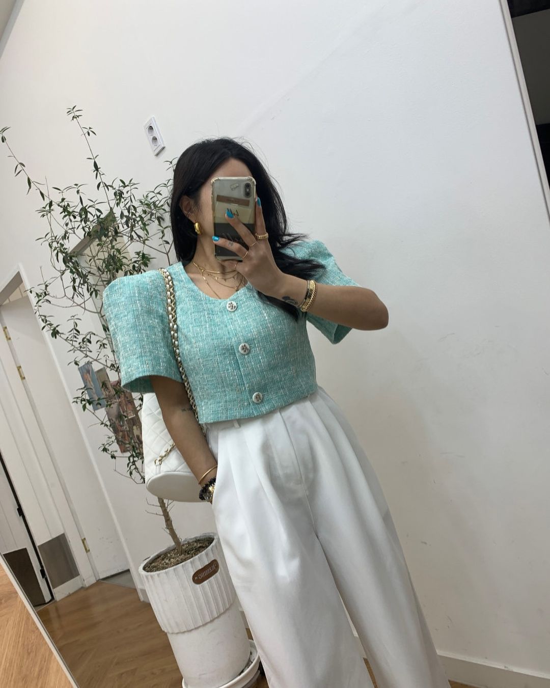 BELITA-APMLUXE 6F 605 产品图
