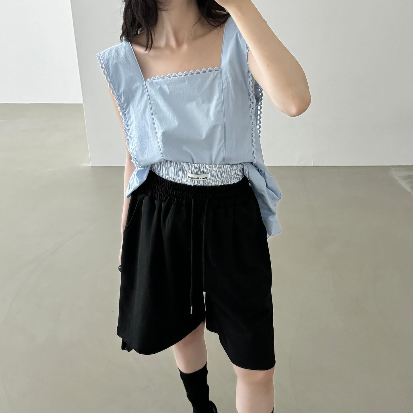 BLACK FUCHSIA-apm 323 产品图