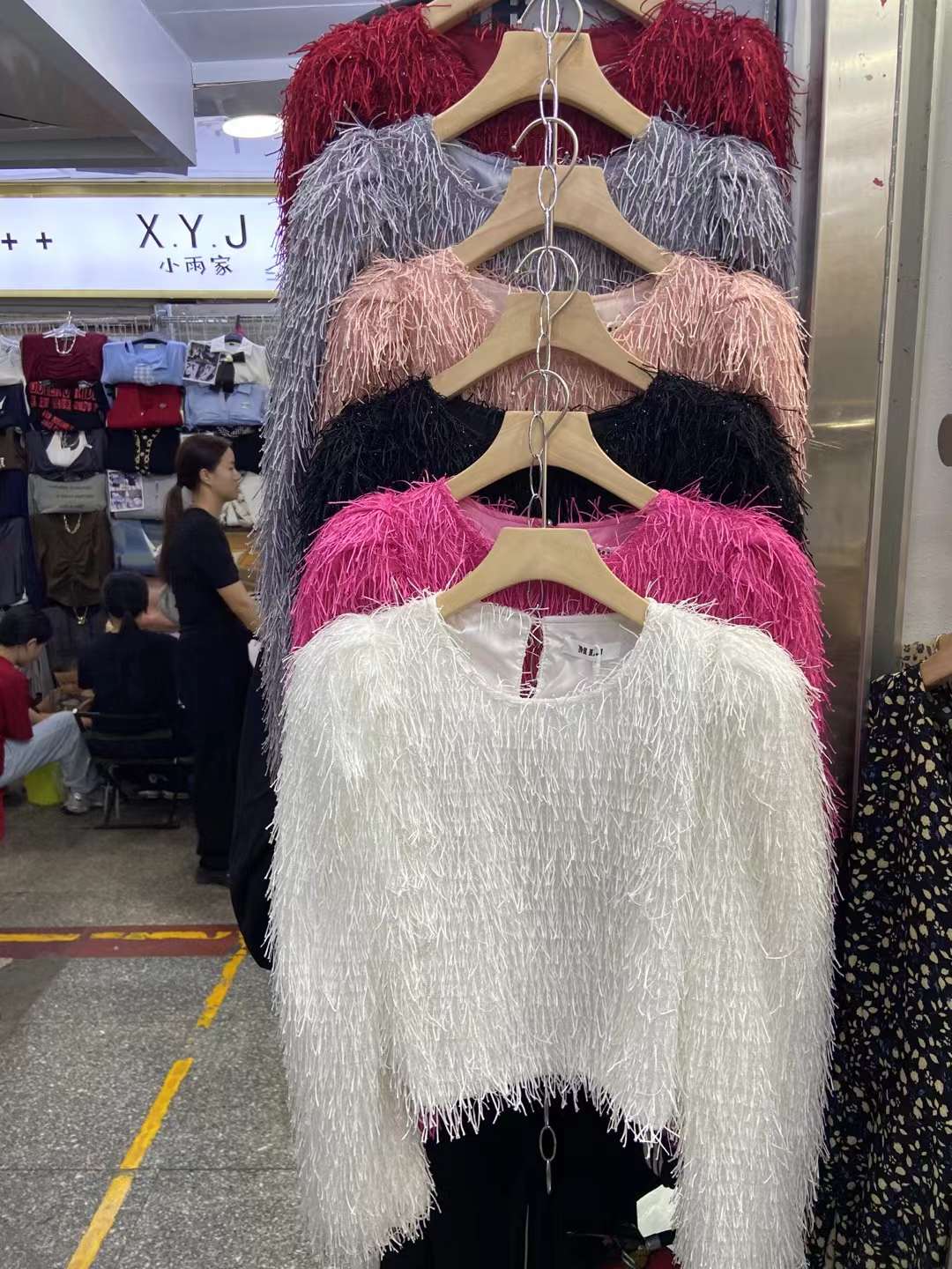 梦丽家-金马2楼B231档 产品图