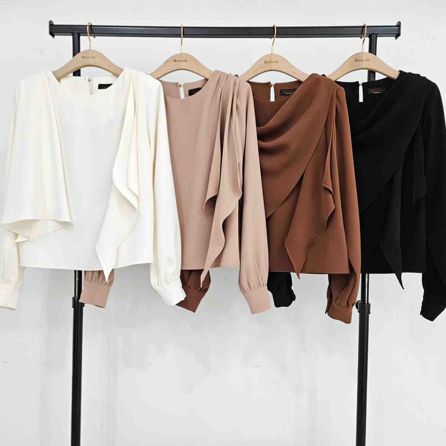 herish-APM PLACE 8F 810 产品图