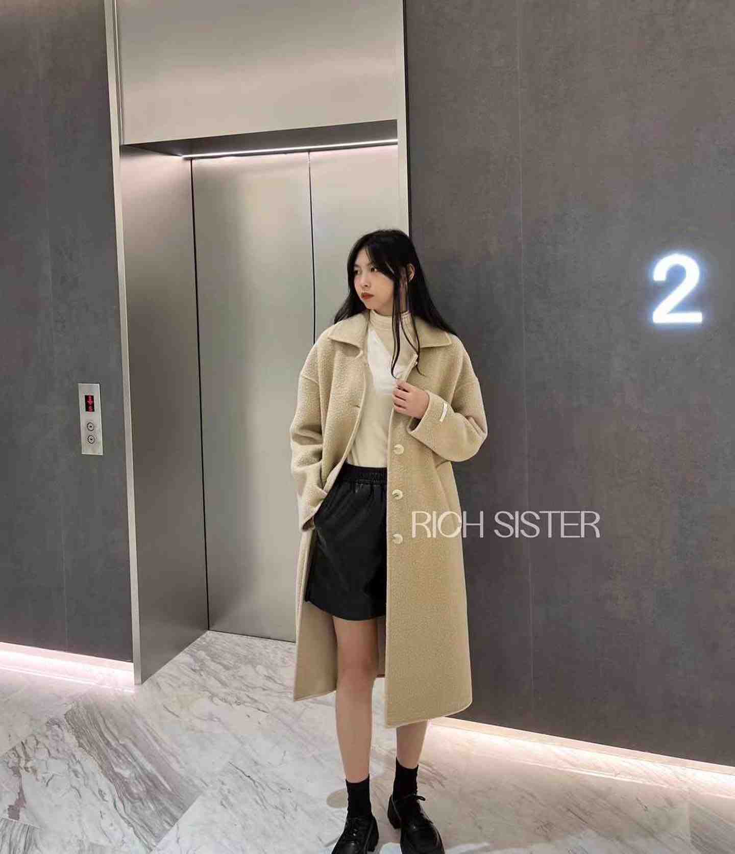 rich sister-APM PLACE 7F 18-1 产品图