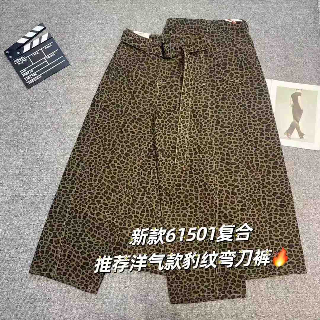 iZW牛仔--万佳10街6 产品图