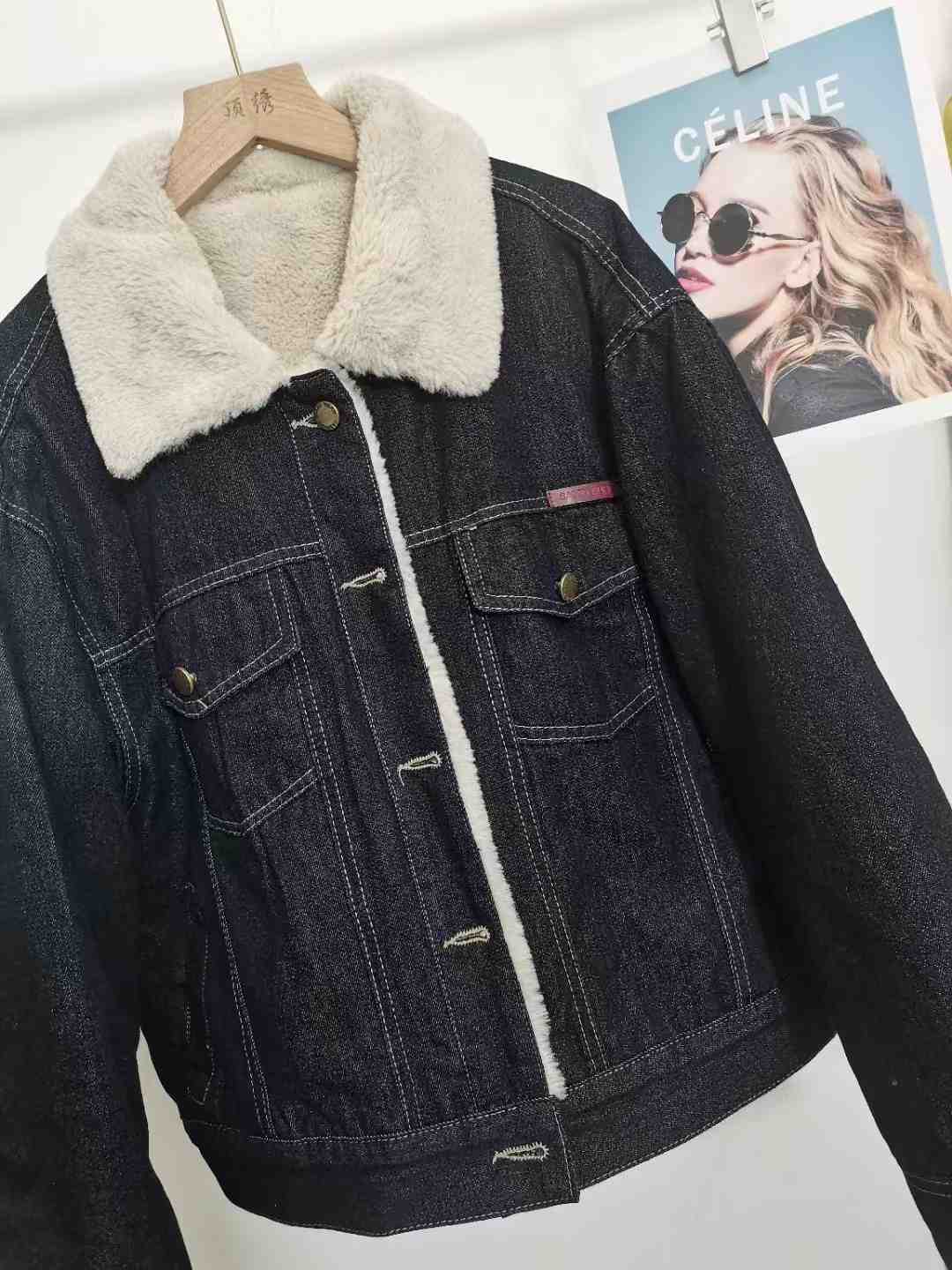 顶绣牛仔-金马3楼185-1档 产品图