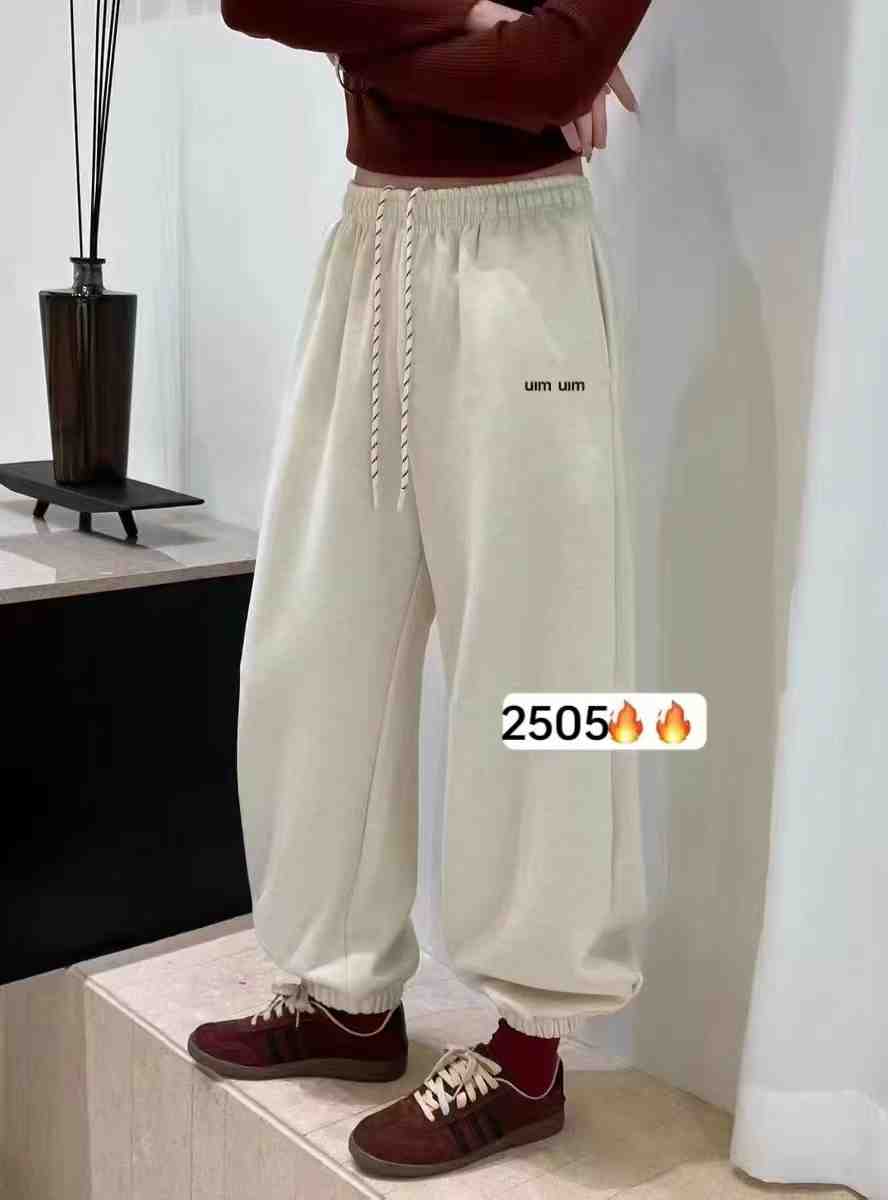 潇潇服饰-南城一楼C231 产品图