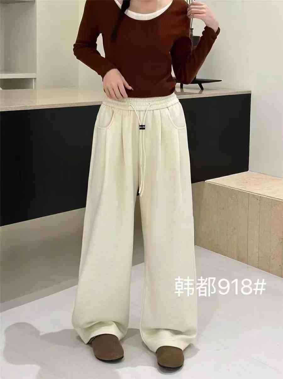 韩都+-南城1楼八号通道特31 产品图