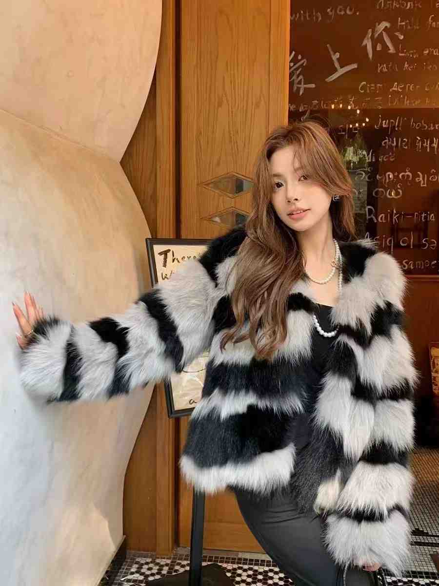 聚衣点家-万佳6街52 产品图