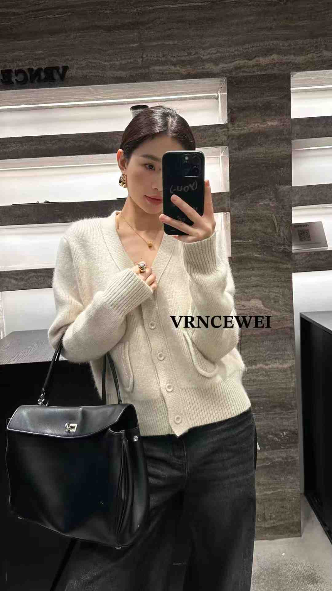VRNCEWEI-新中国B657 产品图