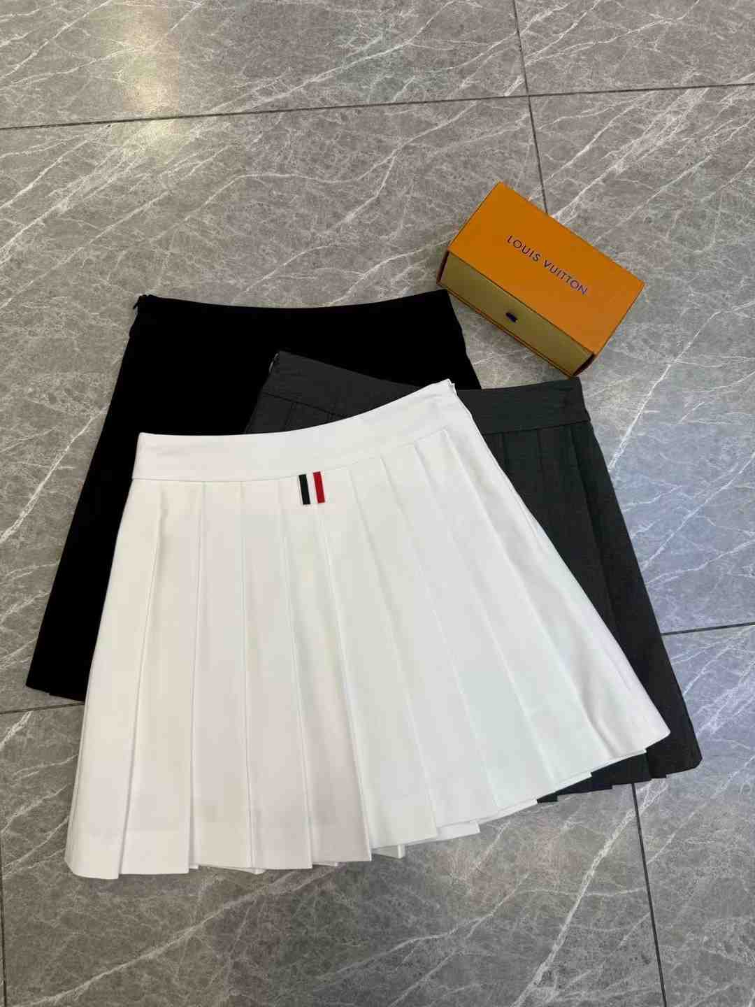 裤一多KEZ女裤-110B栋2楼B50 产品图