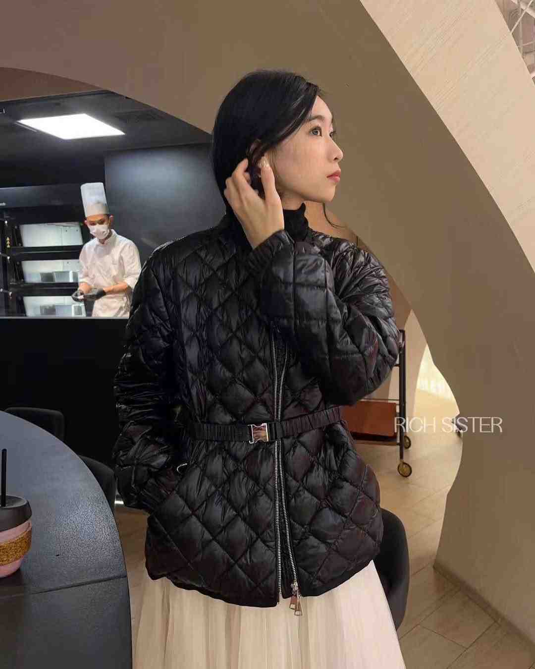 richsister-APM PLACE 7F 18-1 产品图