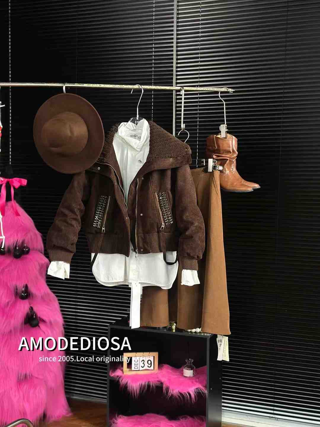 AMODEDIOSA-世纪1楼6号门26 产品图