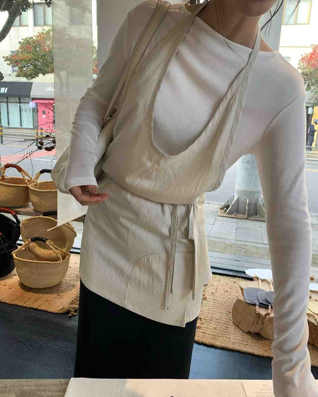 mohhe(原table)-apm place 605-1 产品图