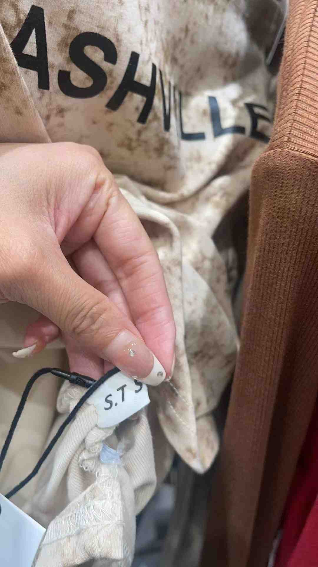 S.T studio(纯欲辣妹)金马3楼C086主通挂档 产品图