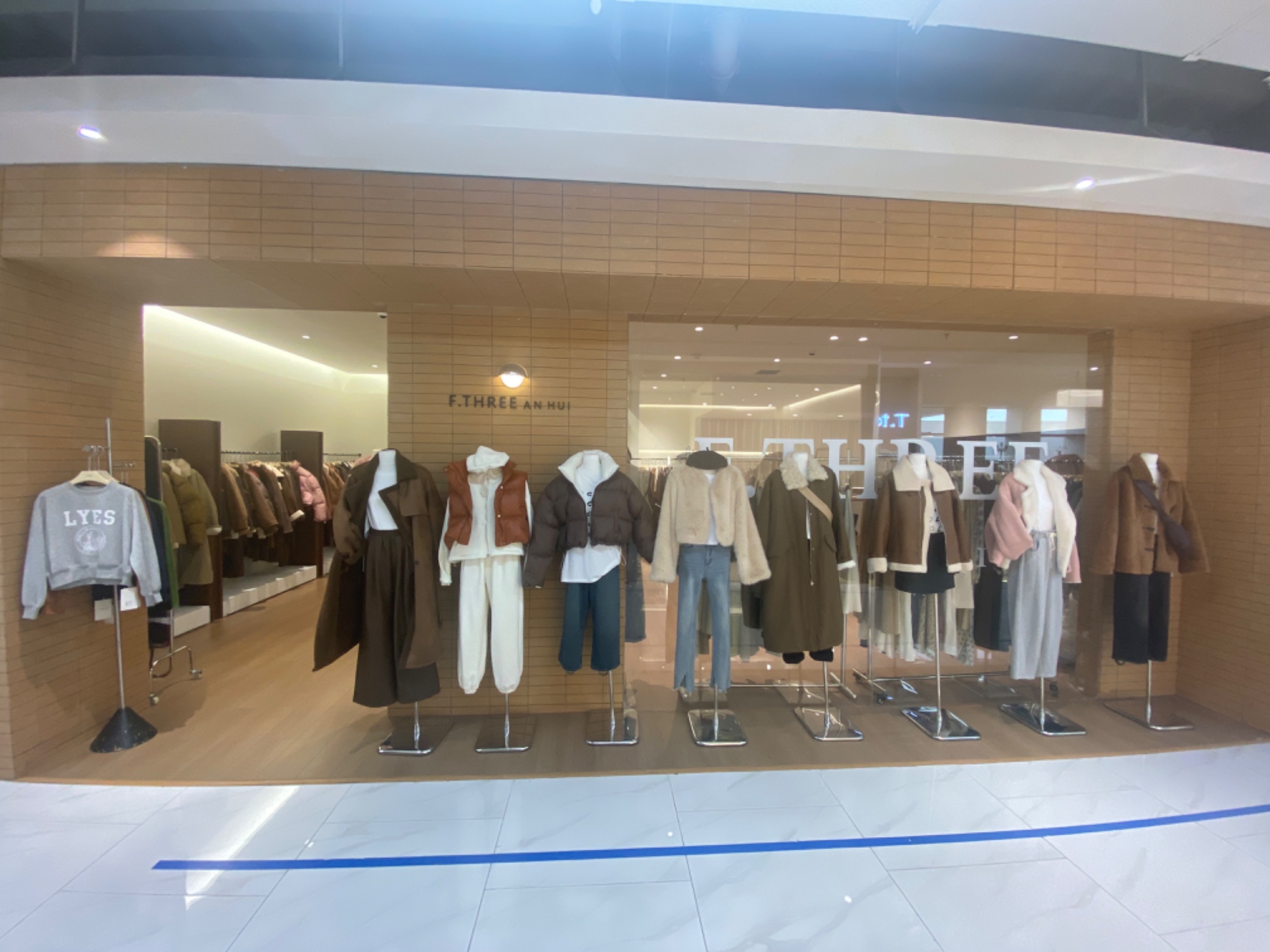 F.THREE 产品图