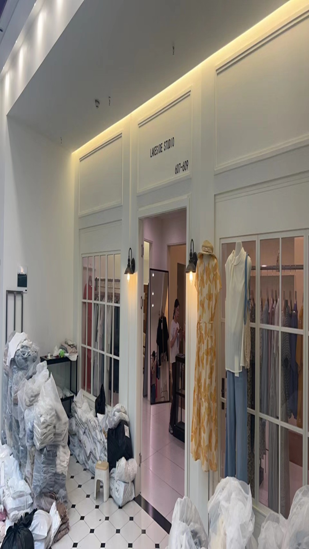 LAKESIDE STUDIO 产品图
