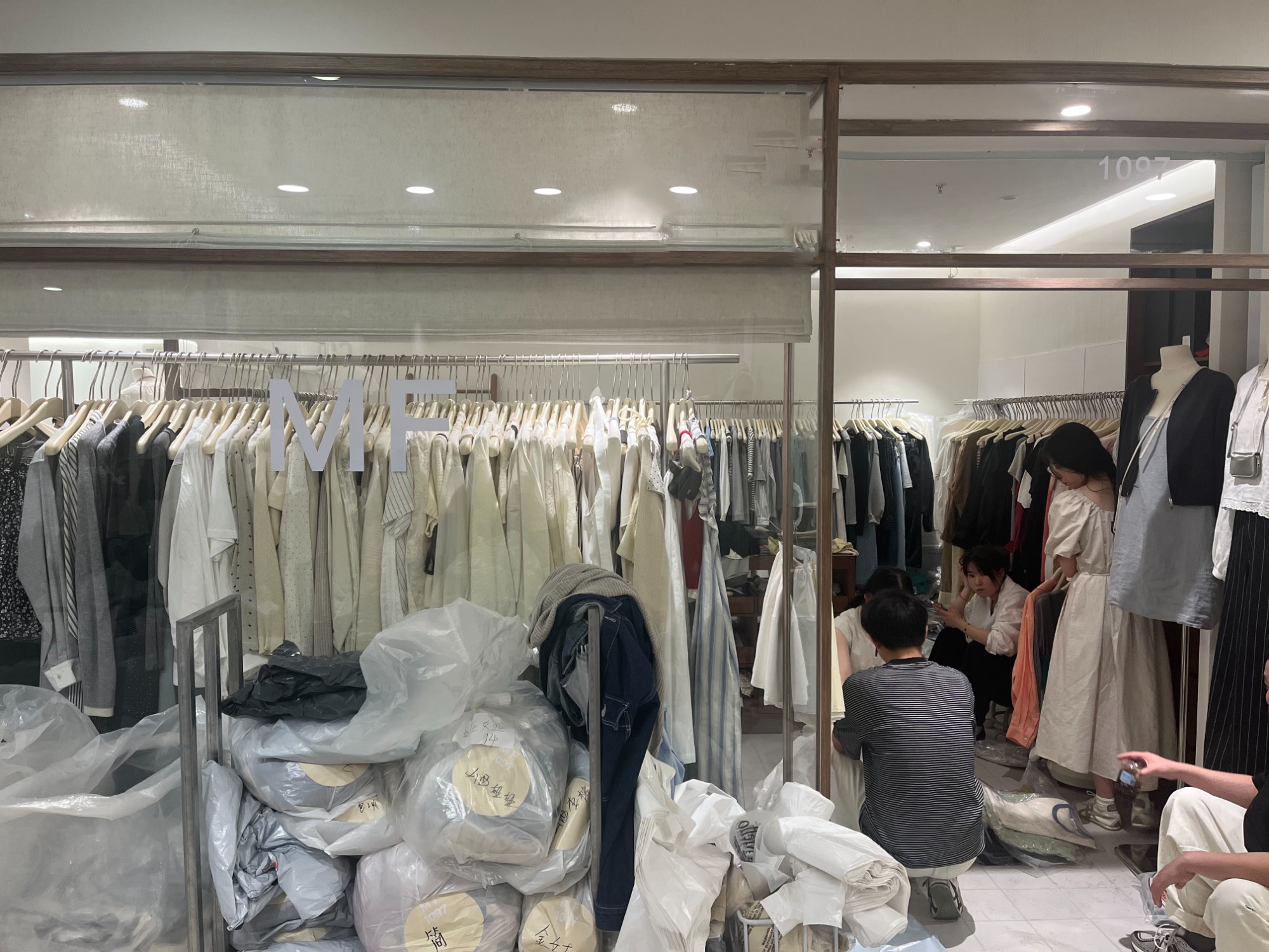M.F 产品图