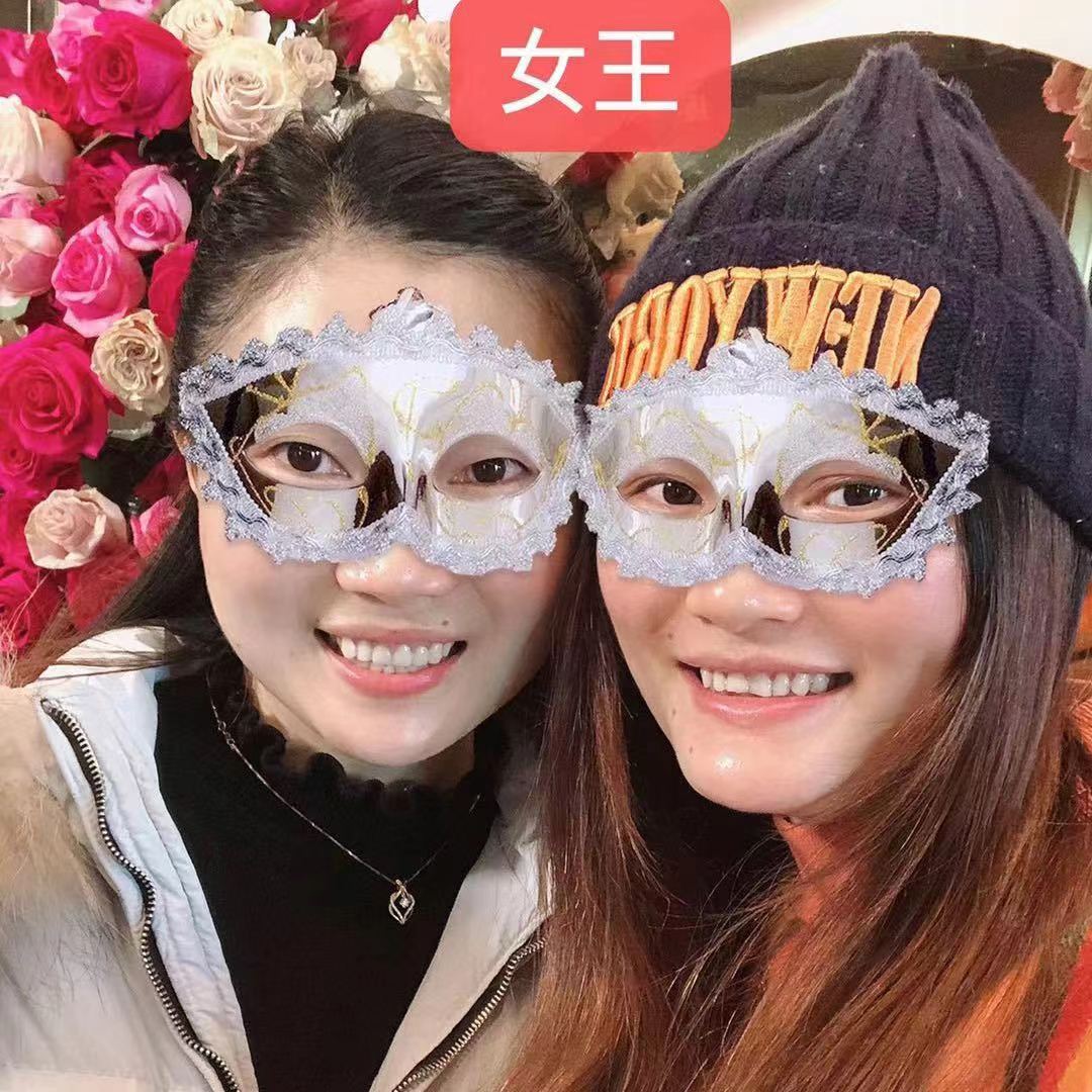 女王服饰-新中国3楼E532 产品图