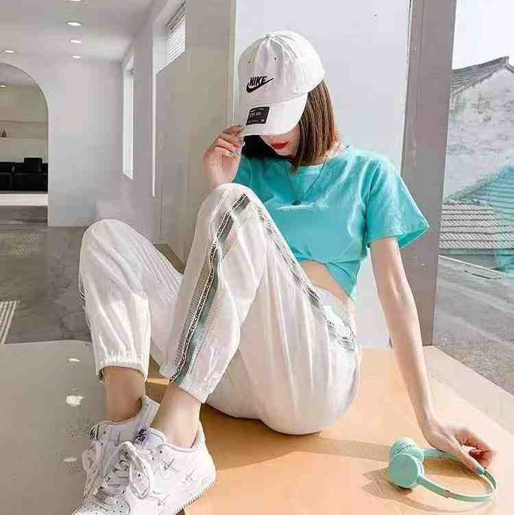 依酷服饰-南城 产品图