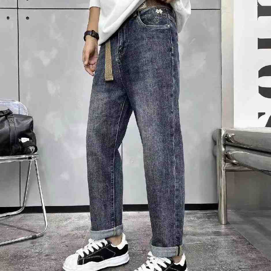 伊路法牛仔-和平东路81号A02档 产品图