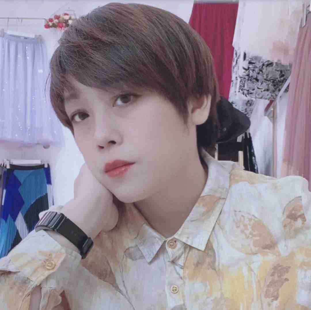 航航服饰-南城2F161 产品图